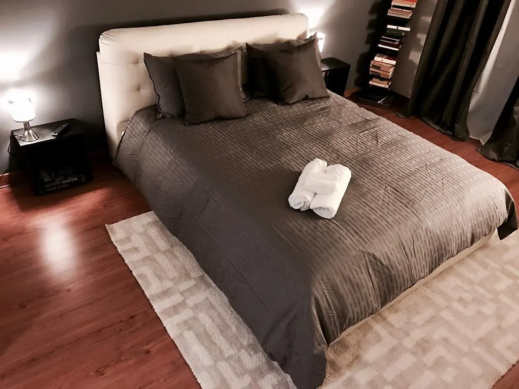 Montenapoleone Luxury Flat Apartment Milan