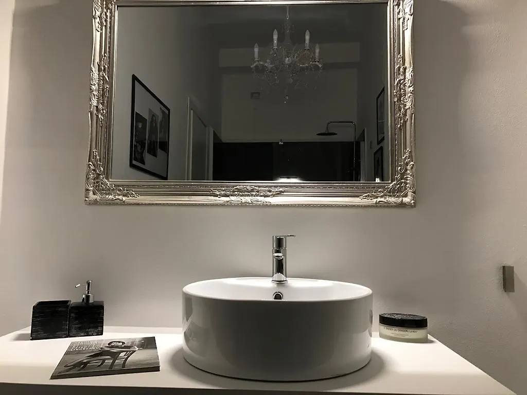 Montenapoleone Luxury Flat Apartment Milan 0*,  Italy