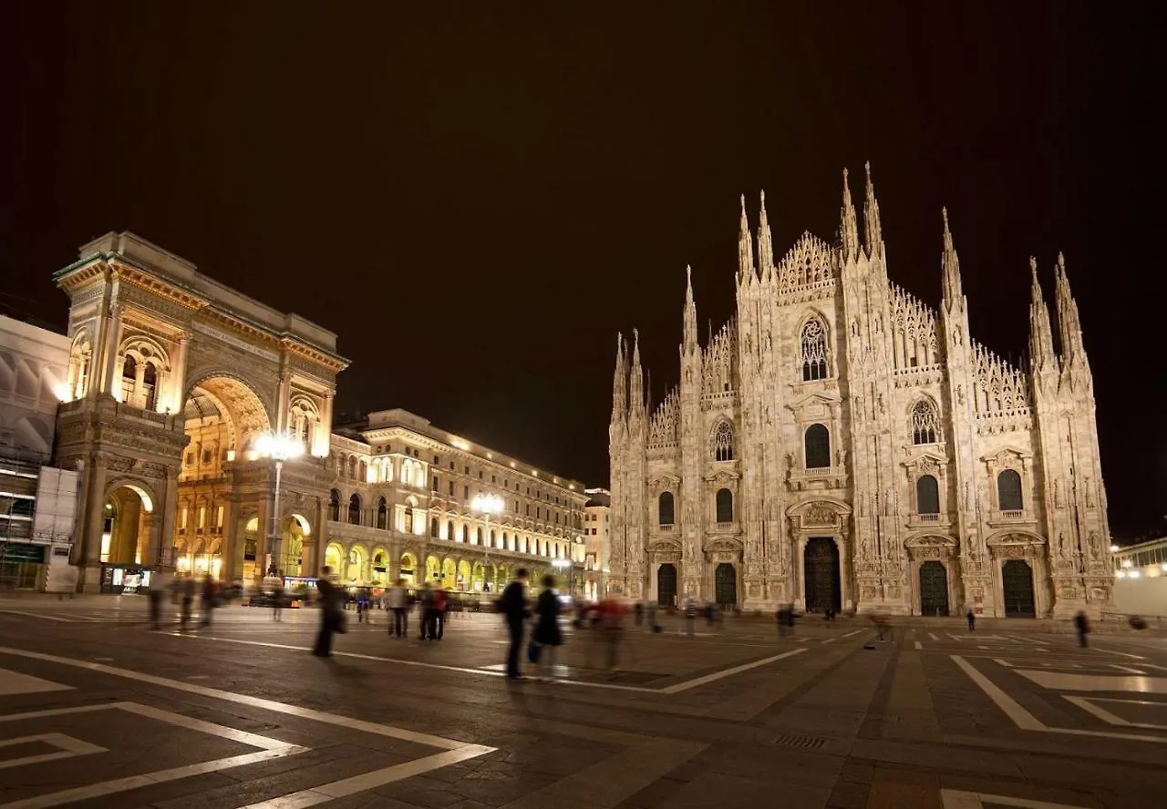 Montenapoleone Luxury Flat Apartment Milan Italy